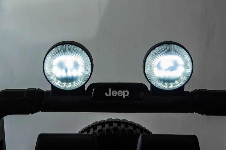 Wrangler Rubicon Door Detail