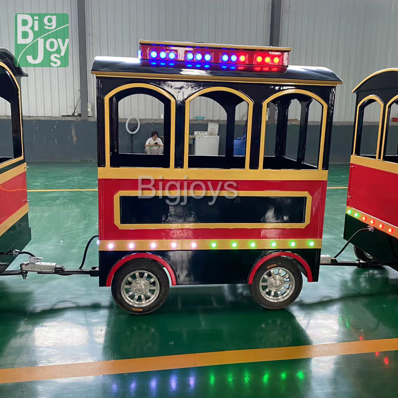 Outdoor Amusement Park Rides Classical Trackless Train for Kids on Sale