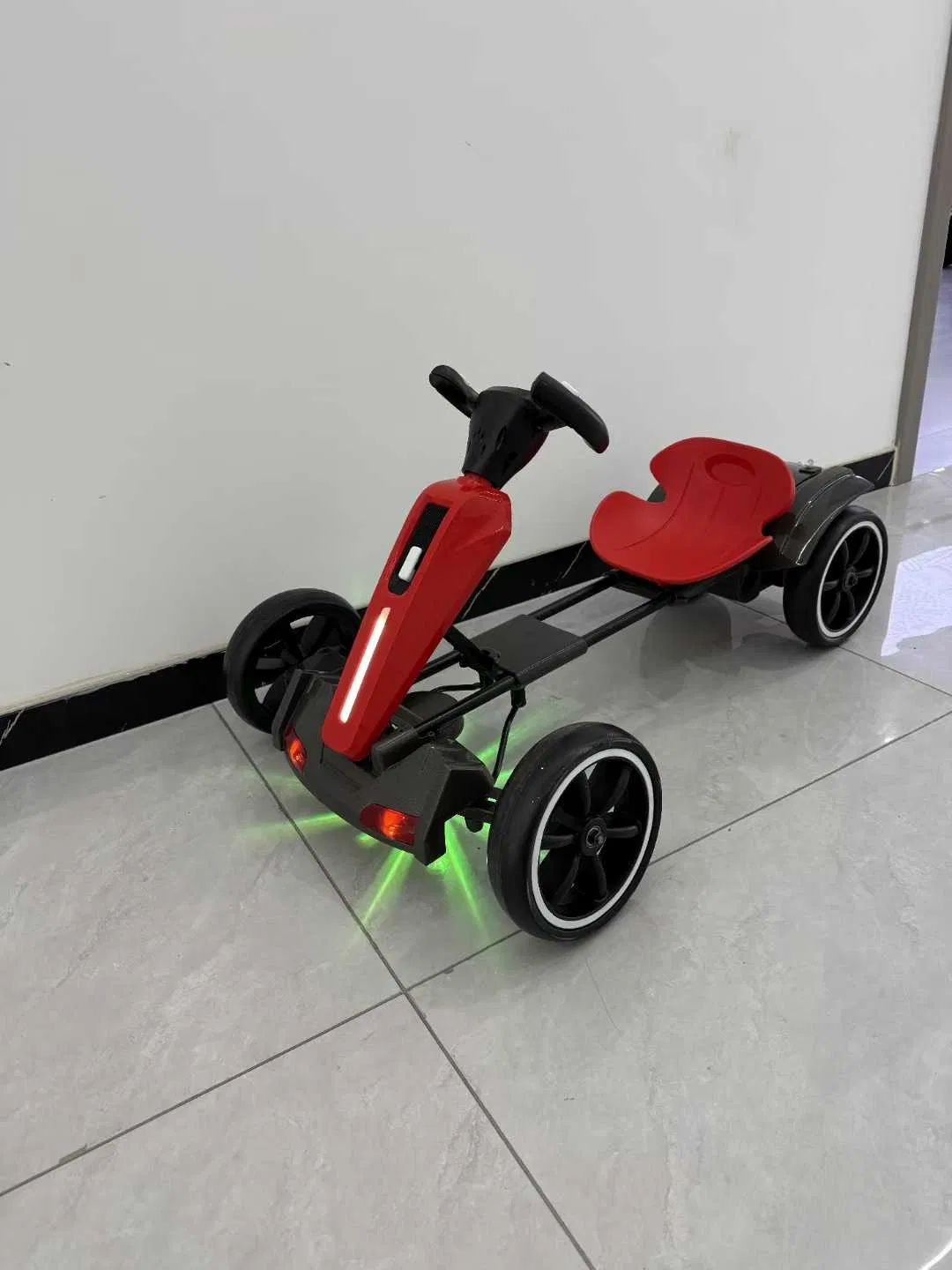 Hot Selling Battery Power Kids Electric Car Toy Cars 6V7 F1 Go Karts Electric Car for Kids Ride-on Cars with Remote Control