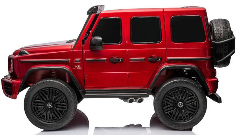 Mercedes Benz G63 Front View