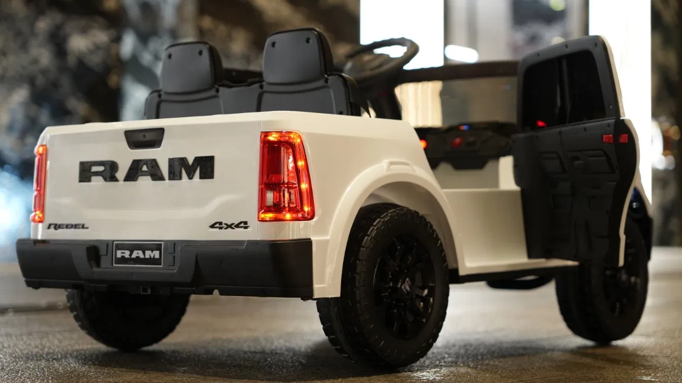 24V Licensed Dodge RAM Ride on Car Truck Electric Car Ride on Toys Parent Remote Control LED Llights MP3 Music