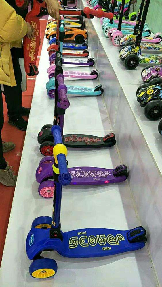 Hot Selling 3 Wheels Foldable Electric Scooter for Kids