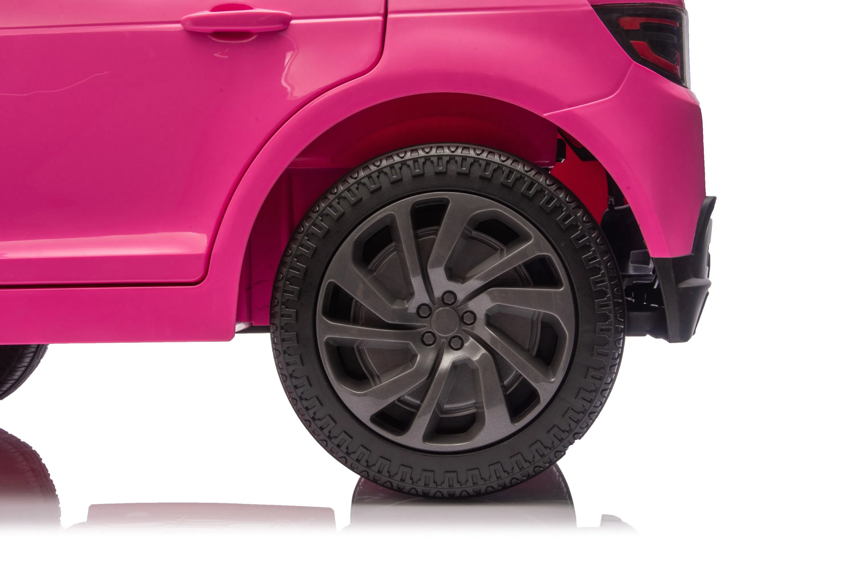 Kids Ride on Vehicle with 2 4G Remote Control and Slow Start