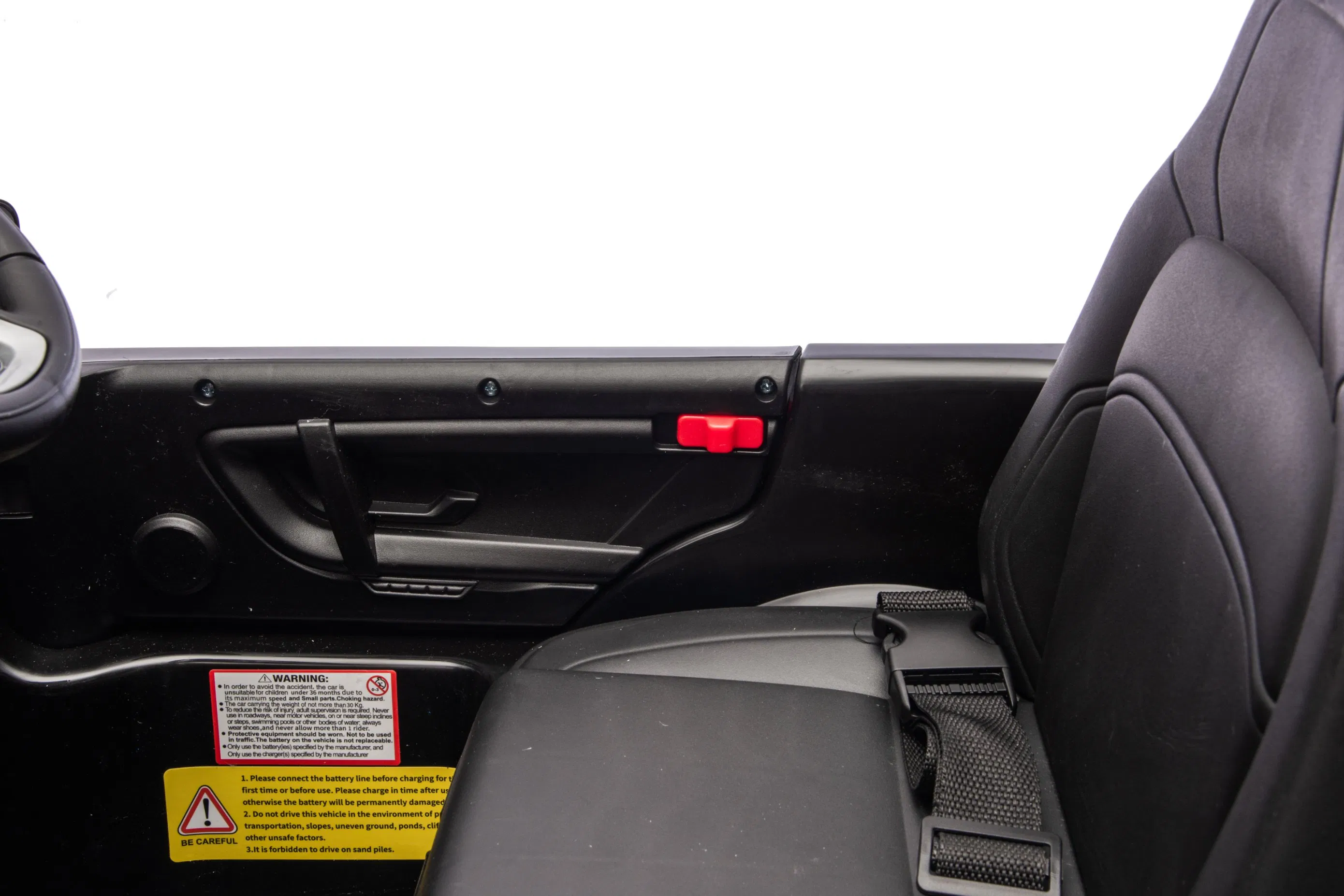 Range Rover Ride on Vehicle with Bluetooth and 2 4G Remote Control