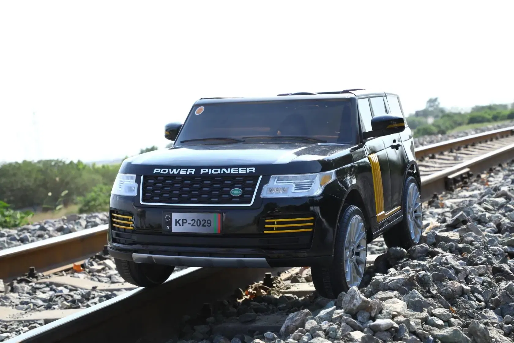 Kids Electric Toy Cars 12V All Wheel Drive Battery Operated Baby Ride on Electrical Toy Car MP3