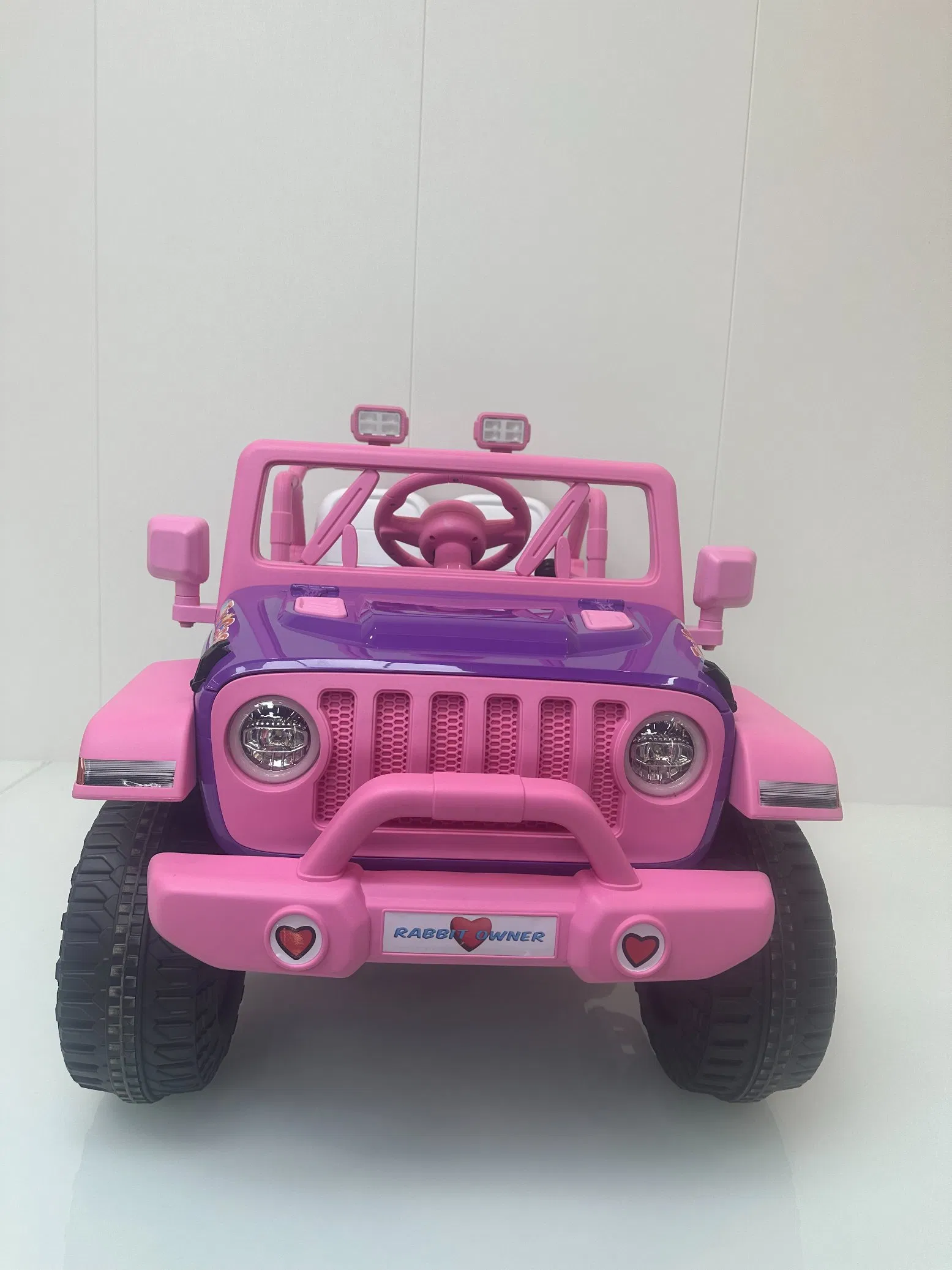 Wholesale 2 Seater Kids Electric Car 24V Four Wheel Drive Ride on Car