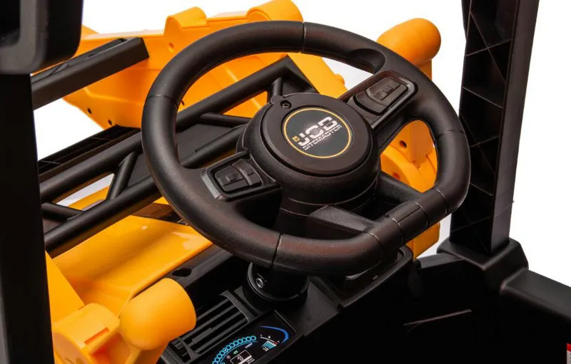 JCB Ride on Excavator View 9