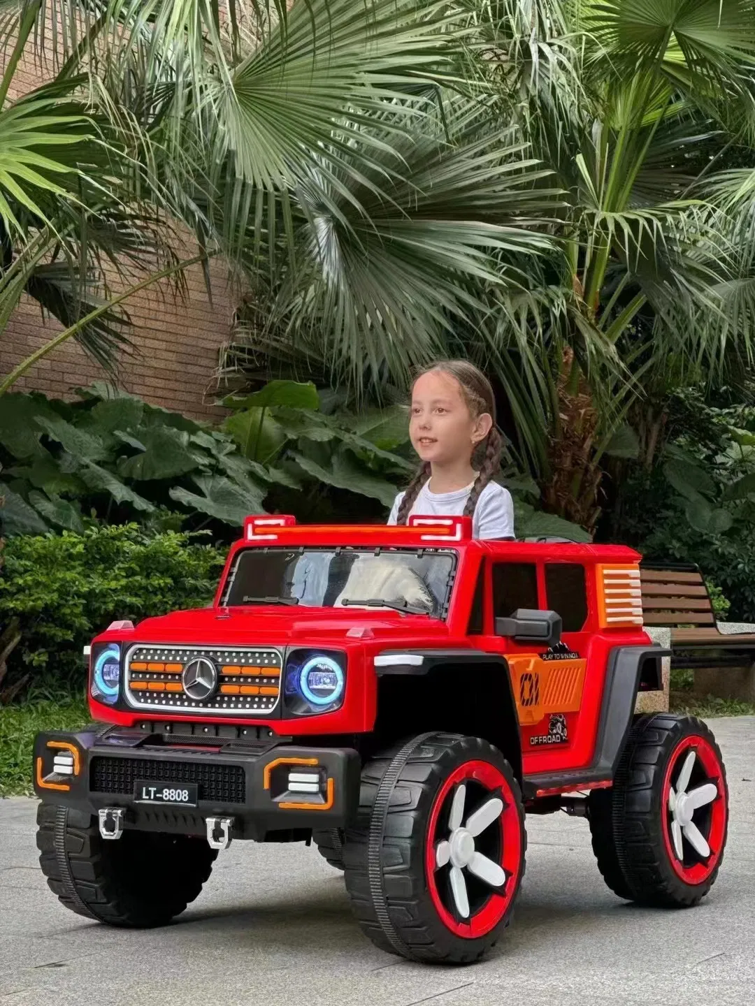 2023 Best Price 12V7 2 Seater Electric Car Kids off Road Big Battery Children Baby Toy Car Ride on Car for Kids to Drive
