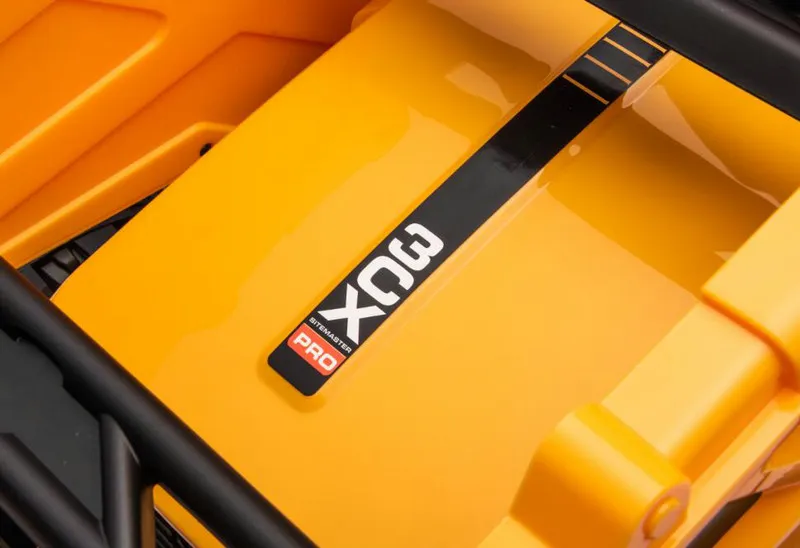 JCB Ride on Excavator View 11