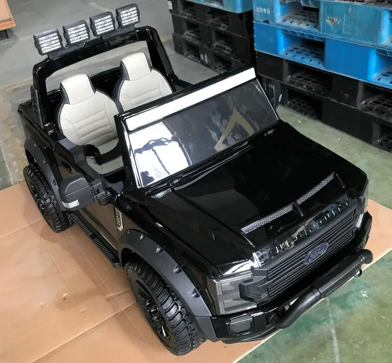 Ford F450 White Color