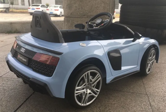 Audi R8 Spyder Toy Detail