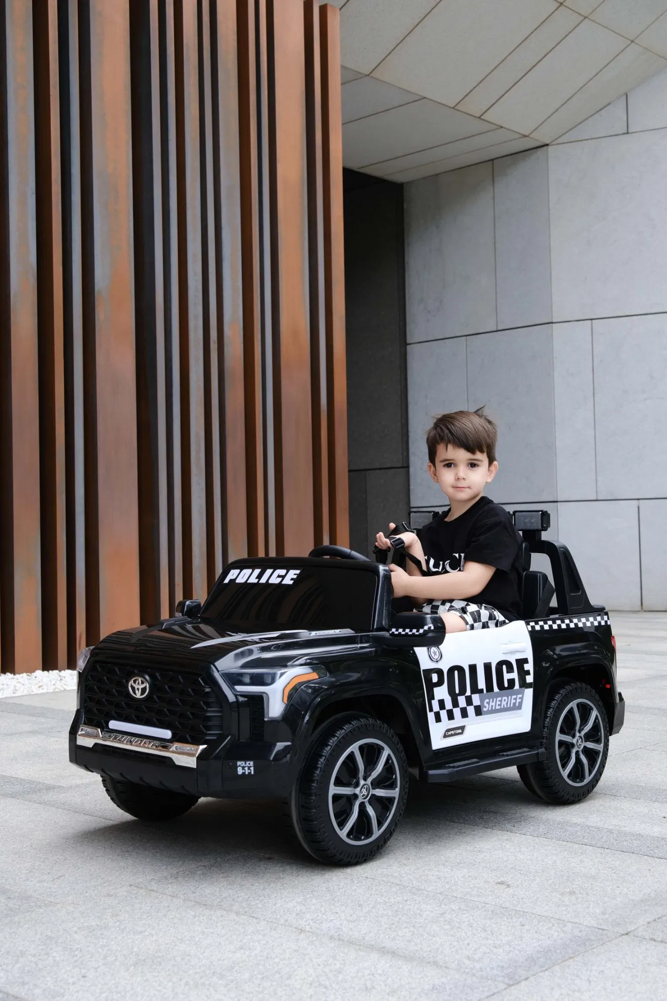 Official Toyota Kids Pickup Truck Electric Ride-on Toy with Bluetooth &amp; LED Lights-Cops