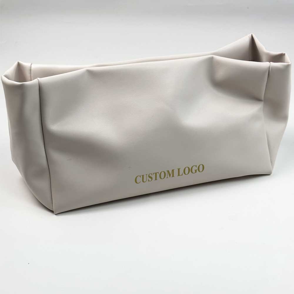 OEM Factory New Makeup Skincare Storage Bag Travel Waterproof Leather Easy Clean Cosmetic Beauty Bag Custom Logo