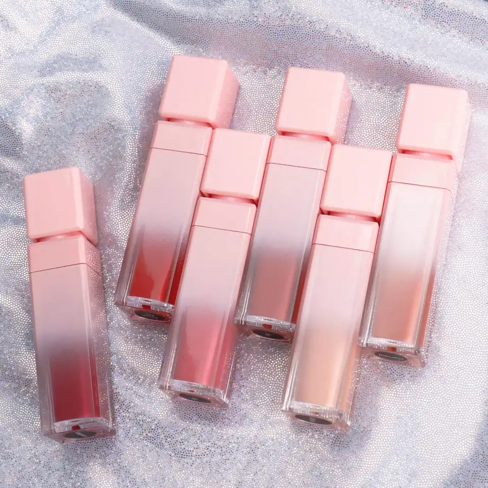 OEM ODM Best Quality Vegan Lip Gloss Create Your Own Brand Lipstick in Glossy Pink Mineral Liquid Cosmetic