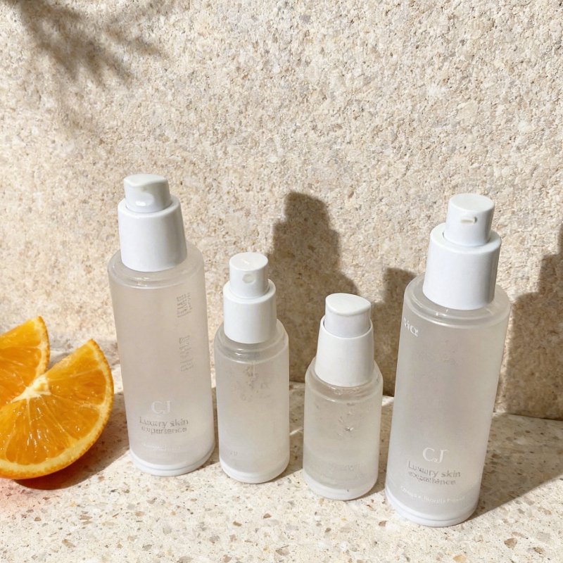 Frosted pp refillable plastic airless cosmetic serum pump bottle 30ml and 50ml 80ml low moq face body mist airless spray bottle