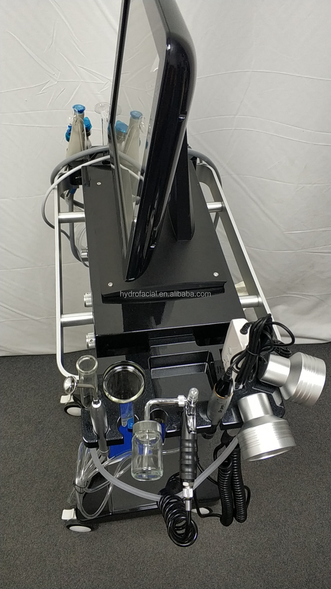 17 in 1 Hydra Skin Purifying Revitalizing Cleansing Hydro Beauty Professional Facial Machine Manufacturer
