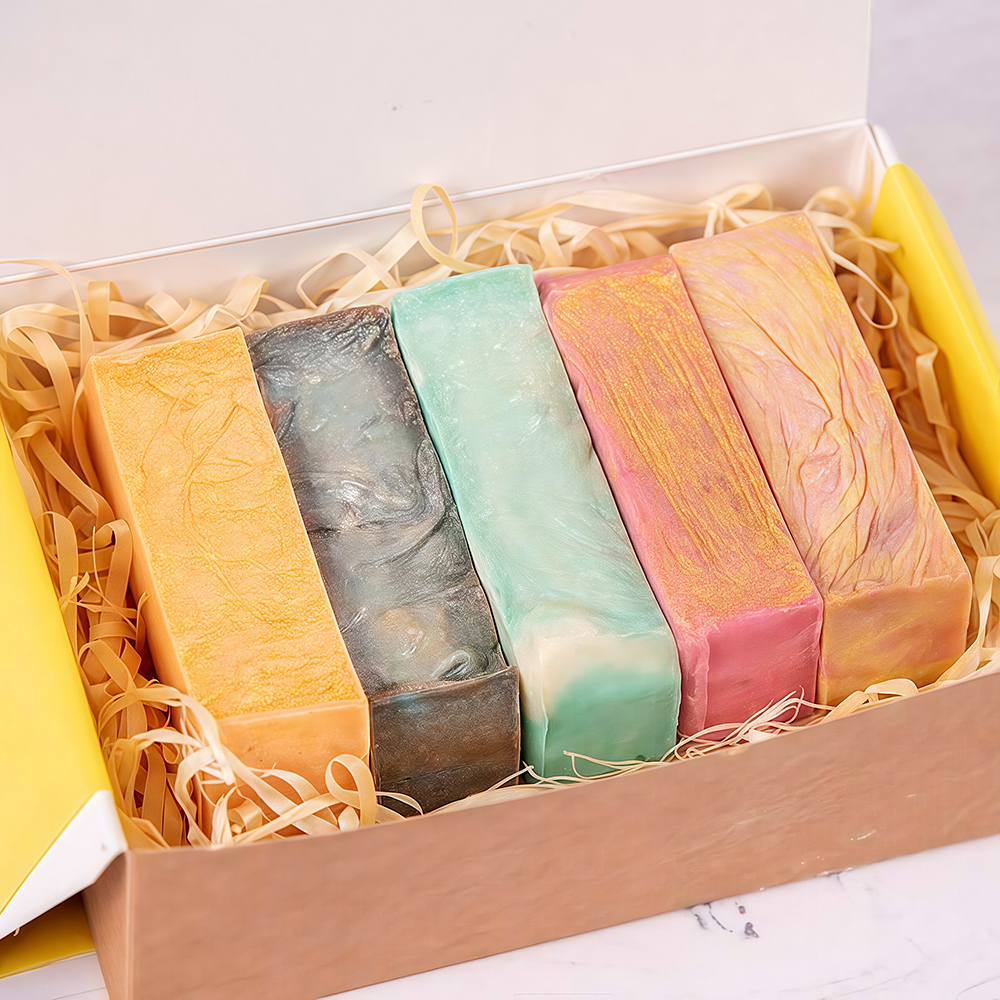 6Pcs Natural Dry Flower Soap Gift Box - Handmade Vegan Botanical Soaps with Floral Scents, Eco-Friendly Skincare Gift for Women