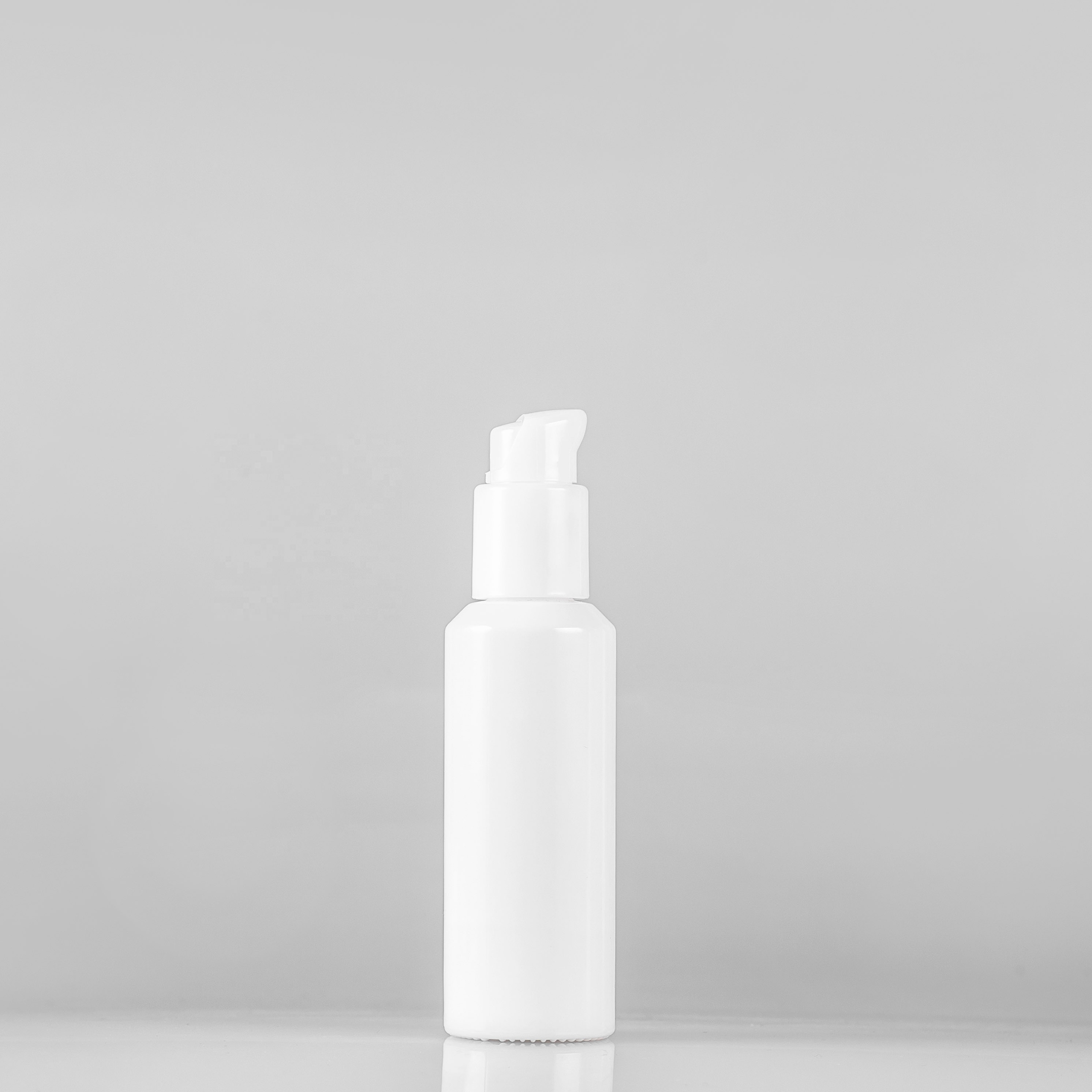 Luxury Slope Shoulder Glass Bottle 30ml 50ml 100ml 120ml Sustainable Cosmetics Skincare Packaging From China Manufacture