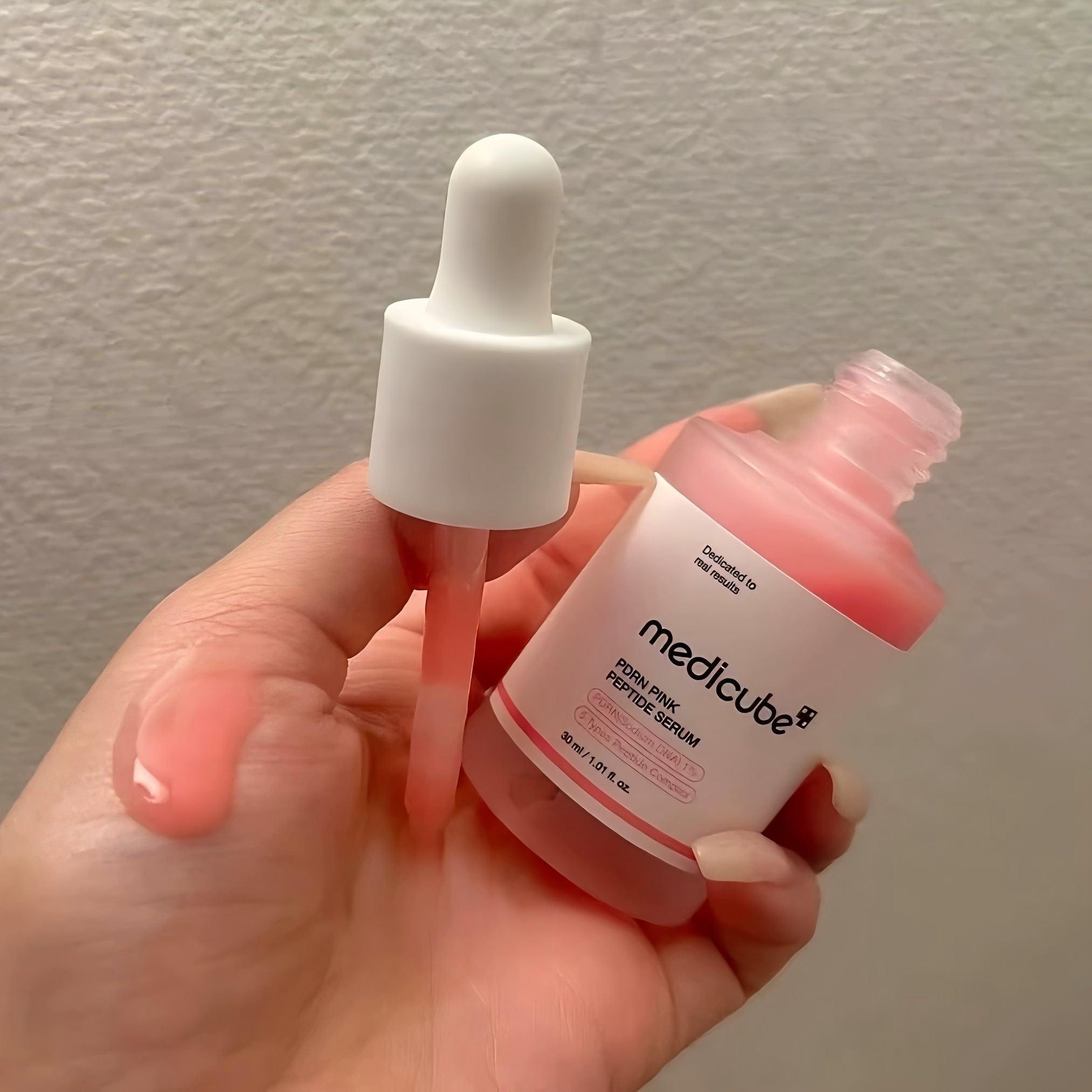 Medicube PDRN Pink Peptide Serum Korea Vegan Skincare Hydrating Moisturizing Firming Even Skin Tone