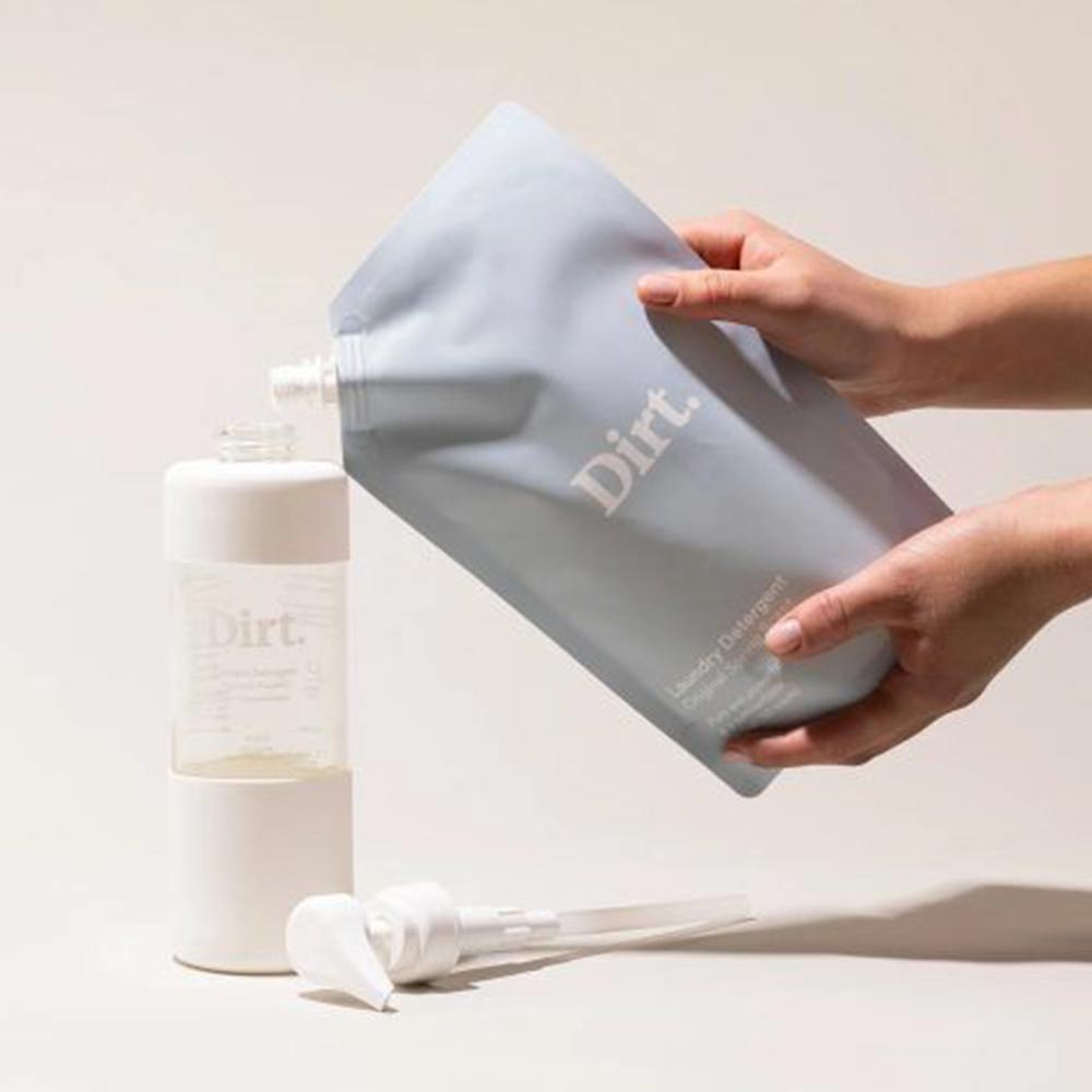 Custom Soft Touch Travel Spouted Pouch with Screw Lid, Squeeze Spout Pouch Packaging for Skincare, Refill Pouch for Cosmetics