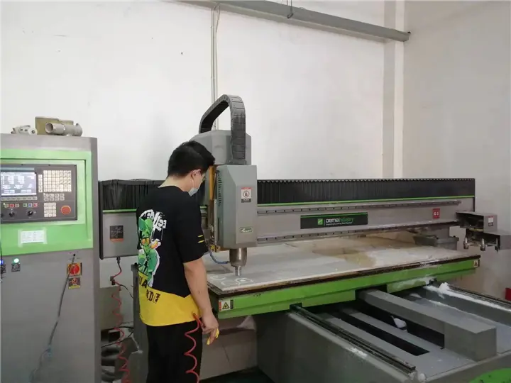 Laser cutting process for sign face and letter shapes using fiber and acrylic cutting machines