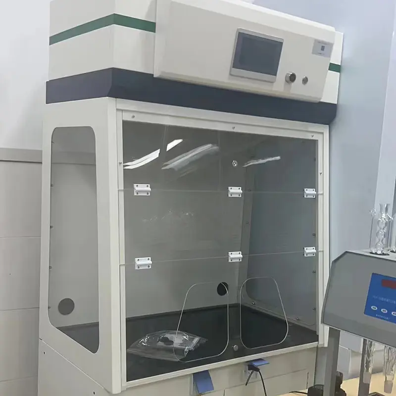 Ductless Fume Hood Display 2