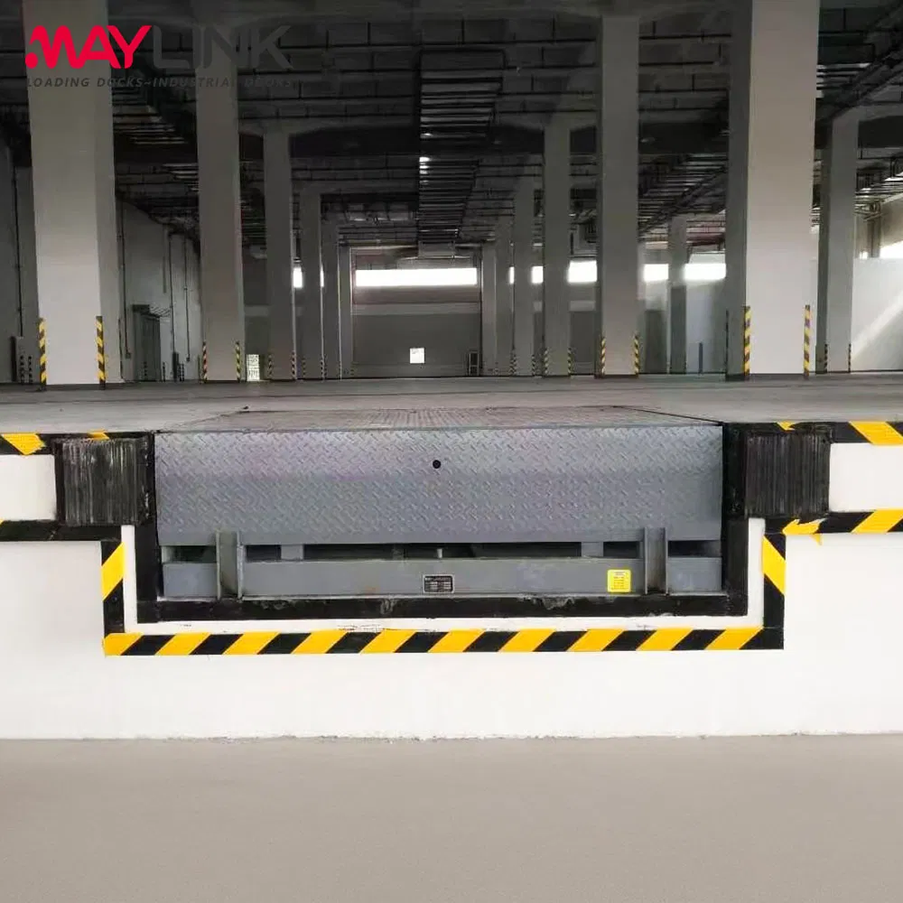 Maylink Non-Slip Steel Dock Plate Leveler for Heavy Duty Truck Loading