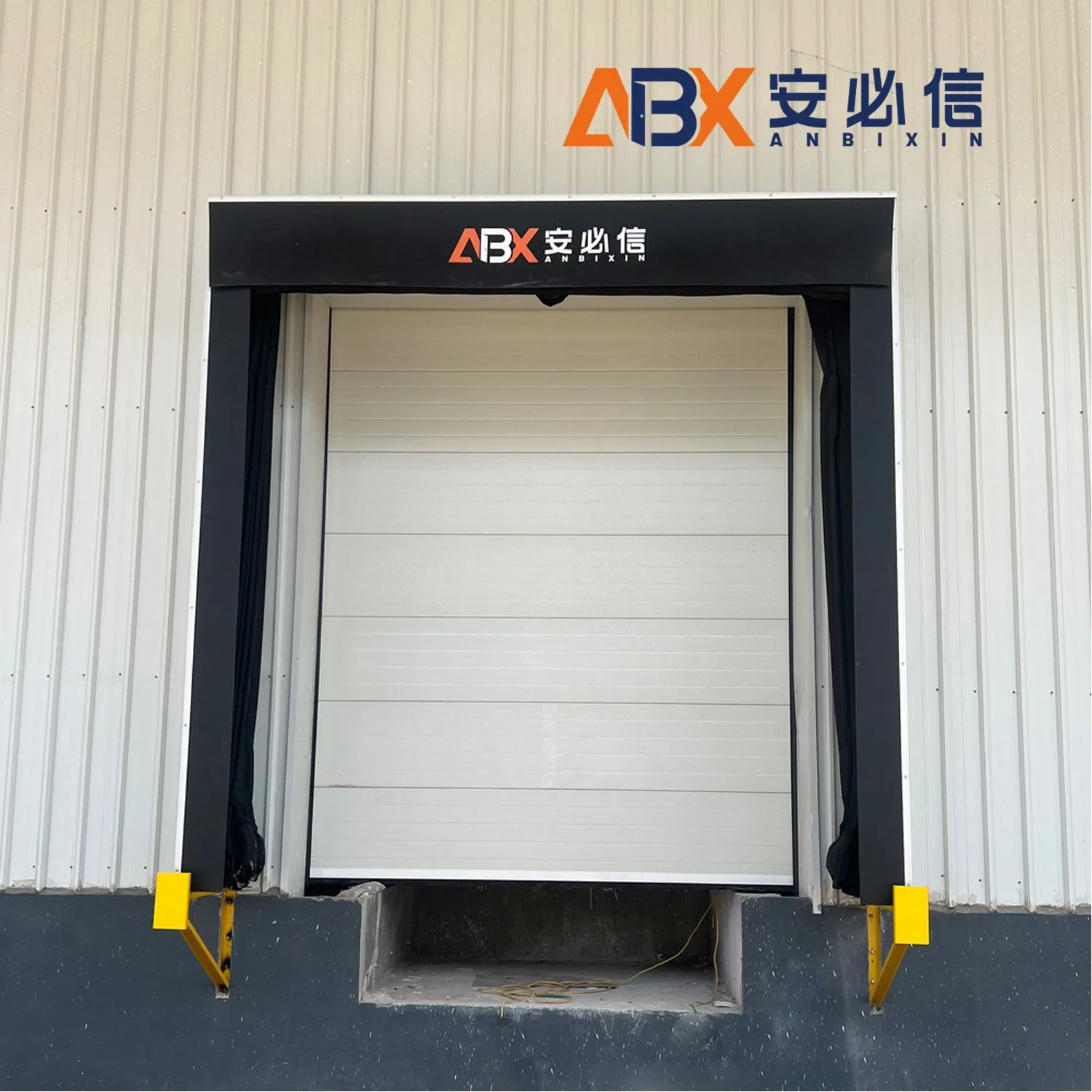 Durable Foam Dock Shelter for High Frequency Warehouse Loading Operations