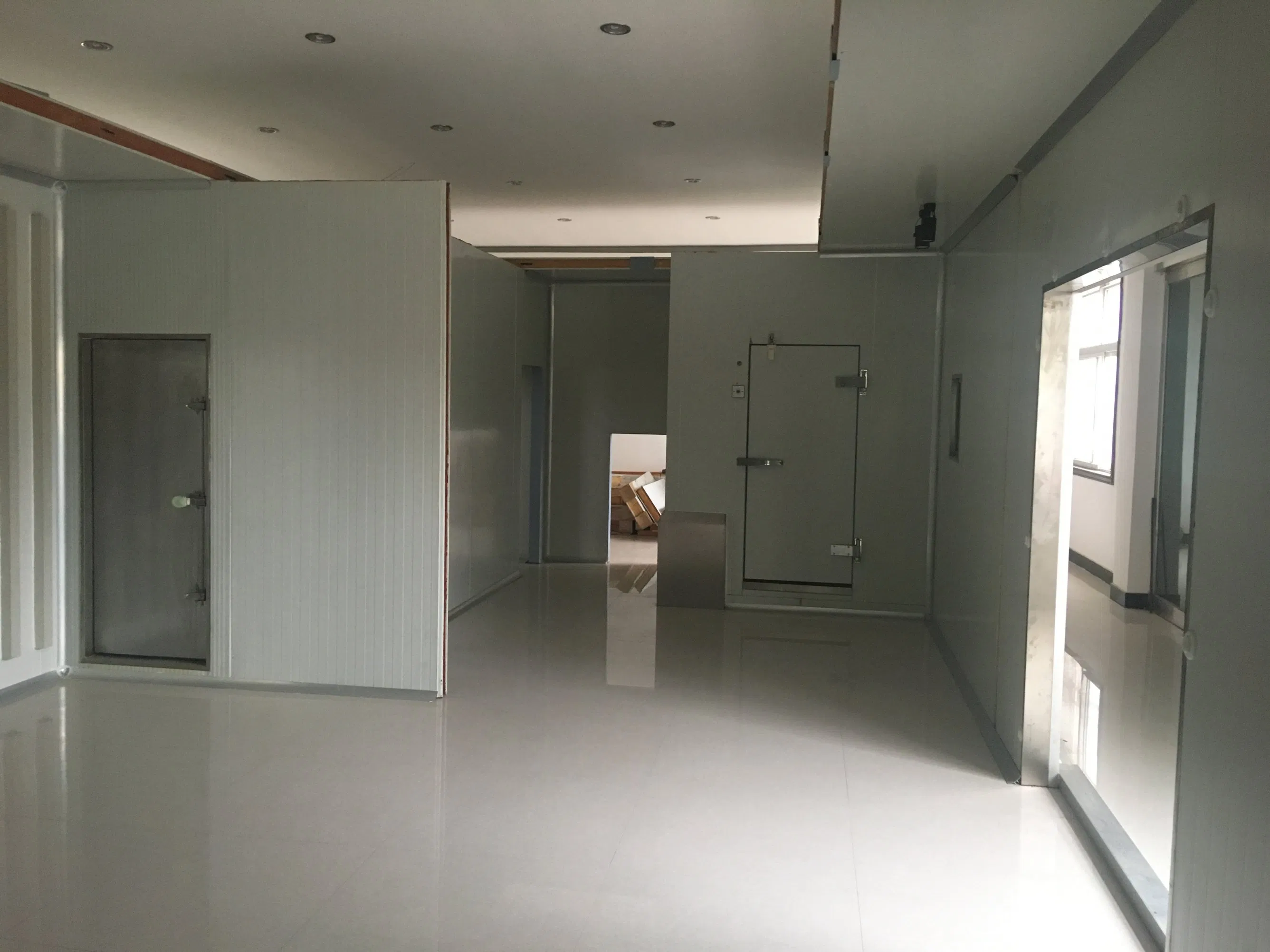 Factory Price Hot Selling High Speed Low Temperature Cold Storage Freezer Door