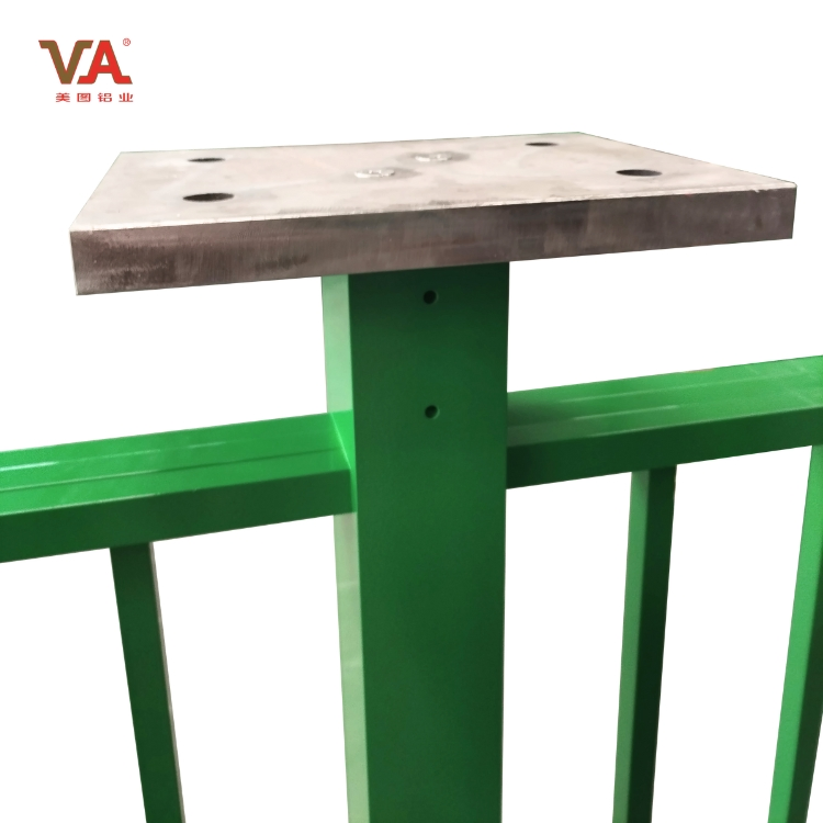 Hot-Selling Aluminum Profile Strong Removable Anti Collision Post Fence Urban Roadway Safety Municipal Guardrail