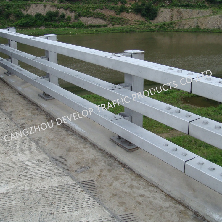 Hot DIP Galvanized Anti-Collision Steel Highway Bridge Guardrail for Road Safety