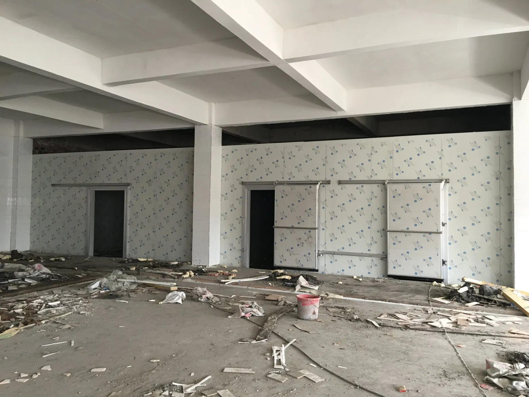 Factory Price Hot Selling High Speed Low Temperature Cold Storage Freezer Door