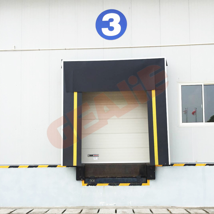 Hot Sale High Quality Inflatable and Mechanical Dock Shelter with Good Price