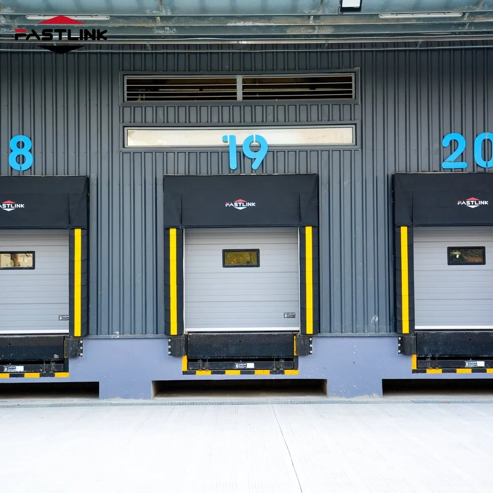 Fastlink Hot Sale Factory Customized PVC Fabric Waterproof Mechanical Sponge Loading Dock Seals Dock Shelters