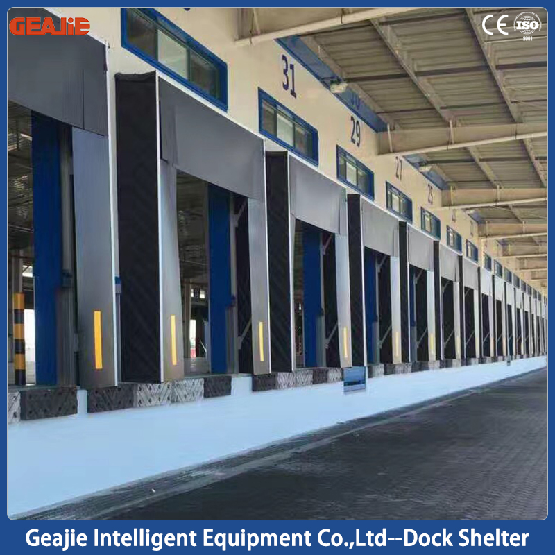 Heavy Duty Inflatable Dock Shelter Weatherproof Sealing for Loading Docks CE Certified