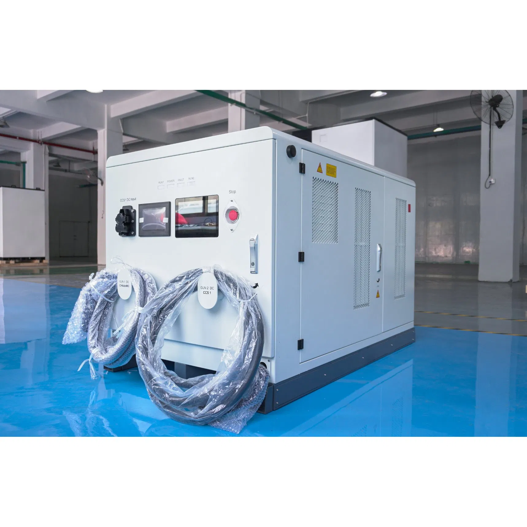 Vehicle Emergency Power Source 46kwh Battery 30kw DC Fast Charger for Cars CCS2 CCS1 Roadside Assistance Mobile Charging Infrastructure