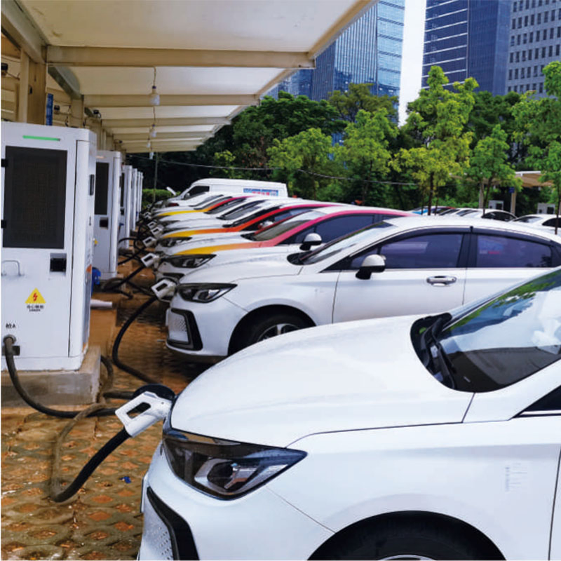 Outdoor Wall Mounted Integrated DC Fast EV Charger Three-Phase Charging Station for Commercial Use