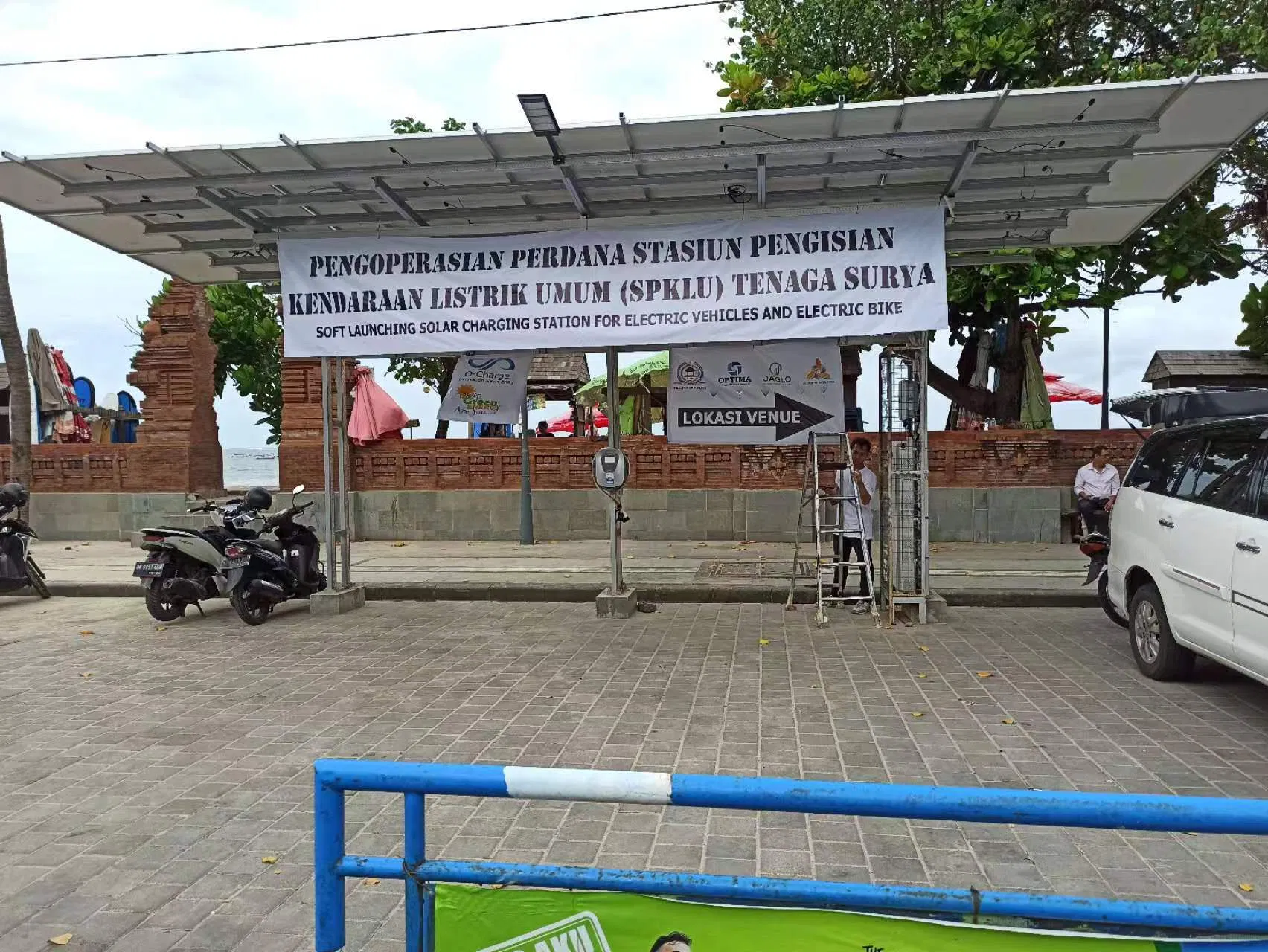 off Grid Solar EV Charging System CCS Gbt Nasa 60kw for The EV Trucks