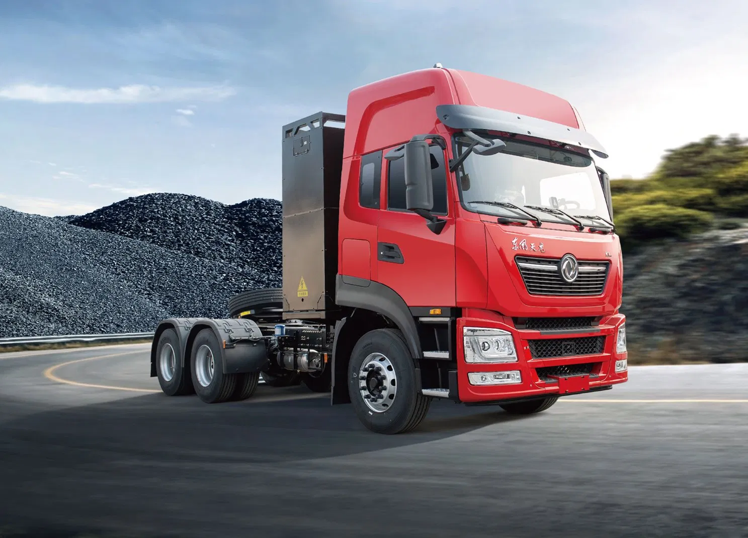 6X4 Electric Tractor Truck Payload 49ton 120ton Long Range Fast DC Charging Catl LiFePO4 Battery 282kwh 350kwh