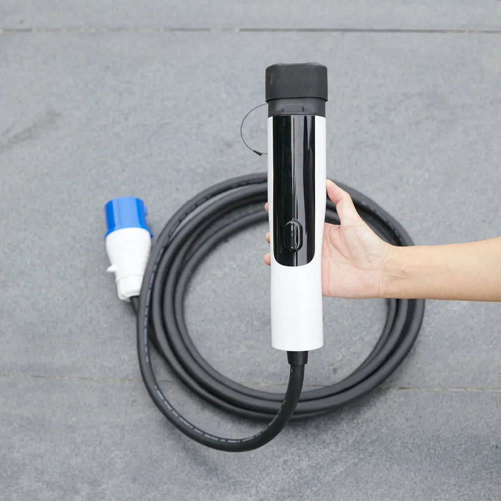 High Temperature Resistance Gentle Charging Qd10 EV Portable Charger