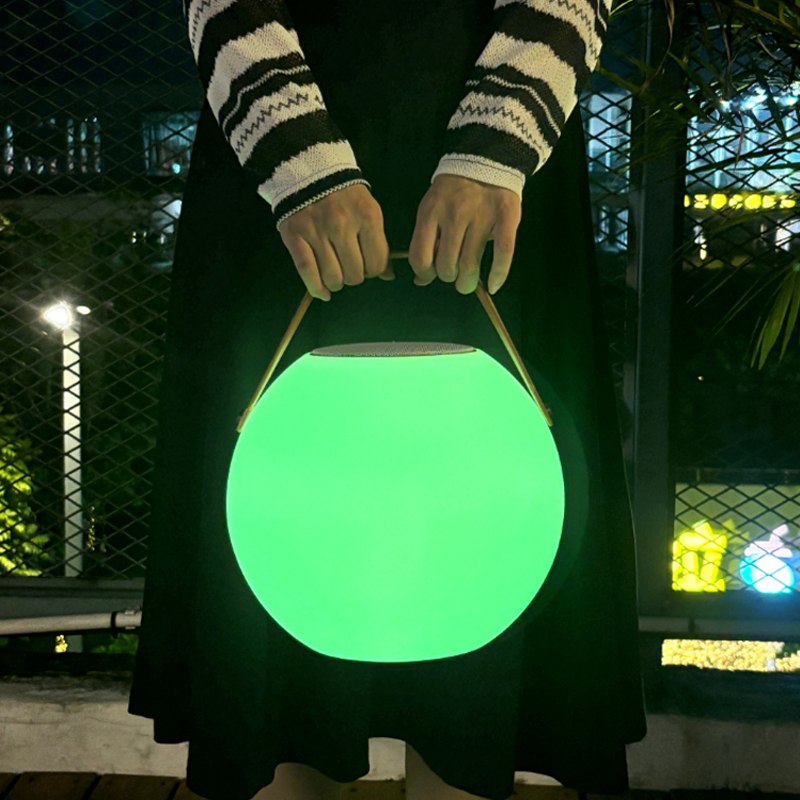 Wireless Speaker Portable Speaker LED Ball Lamp Table Lamp for Home Decorative