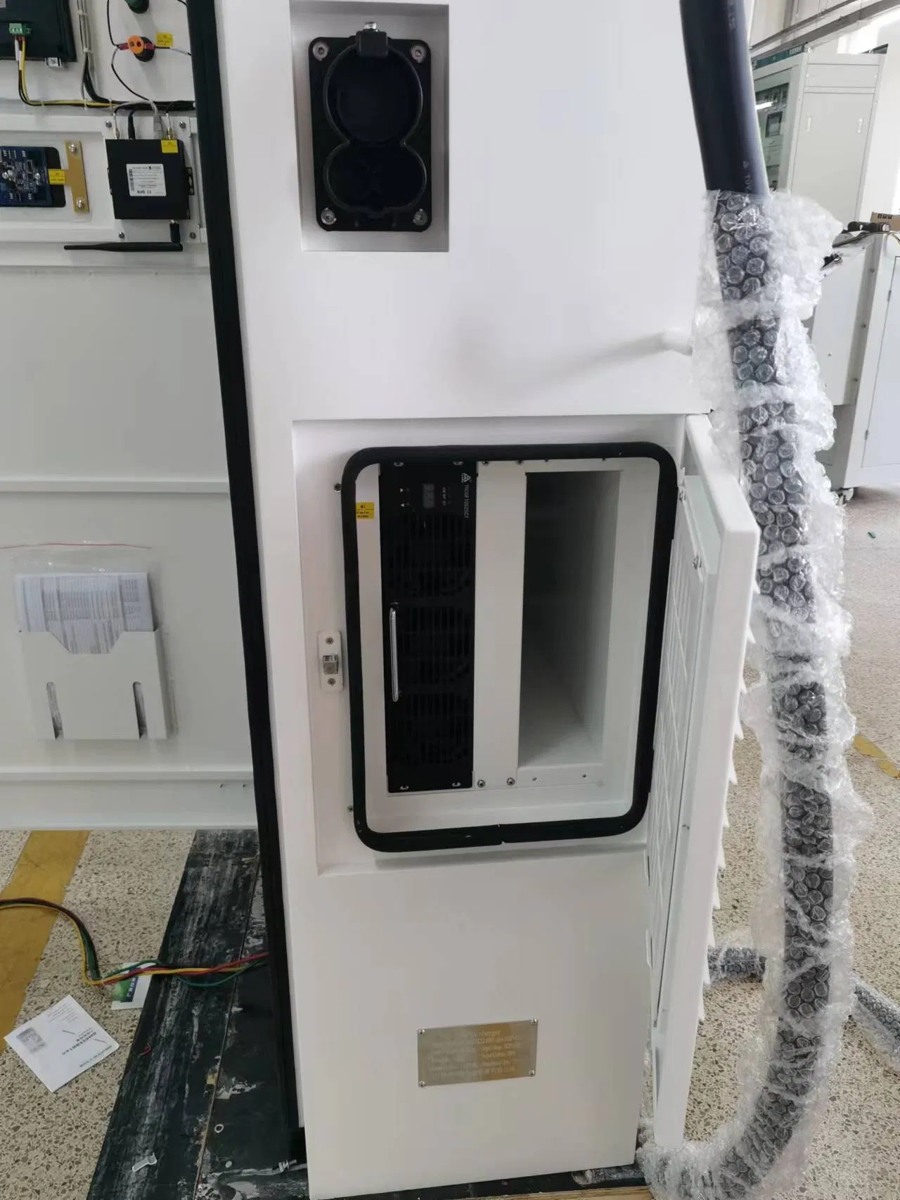 Tonhe G33 Three Guns 120kw 160kw DC EV Charger Residential EV Chargers Electric Vehicle Fast Charging Pile CCS Type 2