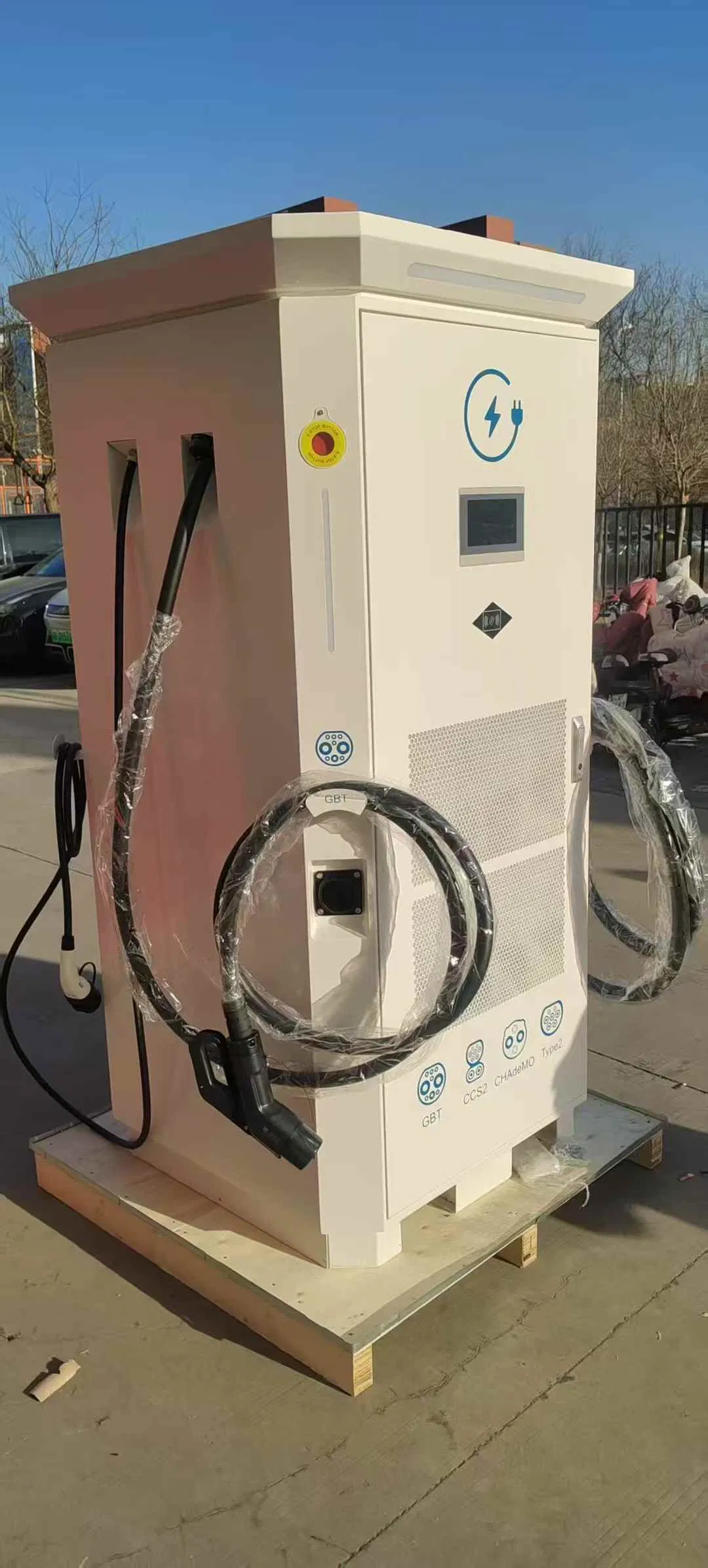 320kw DC Fast Charging Station with 4 Guns IP54 Rated for Outdoor Use