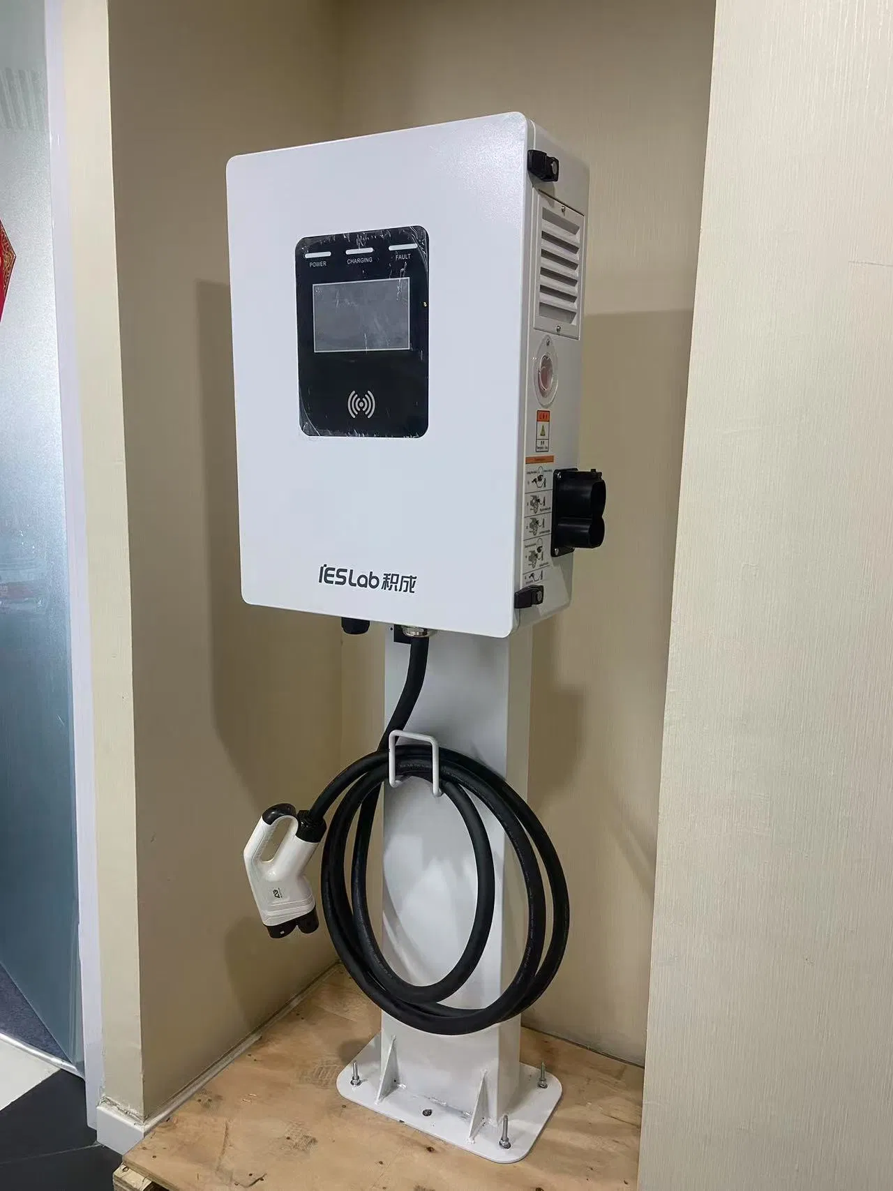 Commercial Outdoor Ocpp WiFi 4G 60kw 80kw 120kw 160kw 180kw 240kw 320kw 360kw Fast Charger CCS2 Gbt EV DC Charging Station