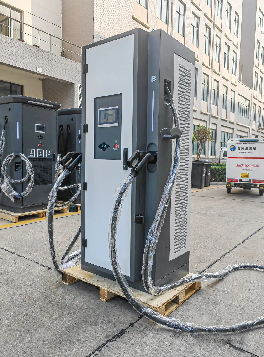 160kw DC Fast Charging Pile Suitable for Multi-Standard EV Charging Charger Infrastructure