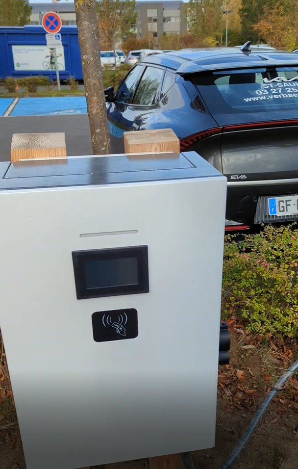 DC Wall Mounted Car Charging Station 20kw Fast Charging Station for Cars Residential Use Parking Lot Quick Electric Car Charger