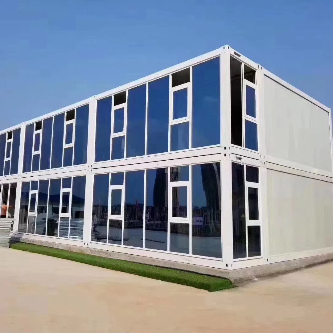 Villa Prefabricada Expandible Premium con Ventanas de Piso a Techo y Acabado en Madera para Resorts de Alta Gama y Eco-Lodges