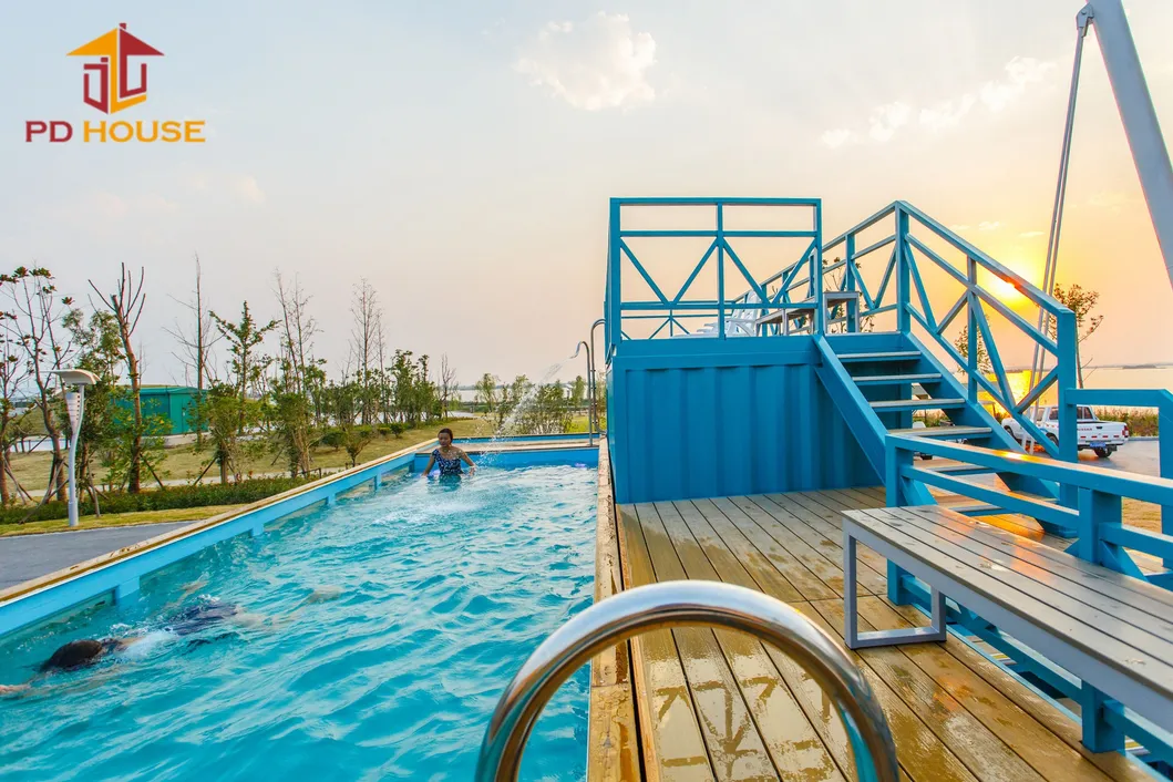 Piscina Contenedor 3