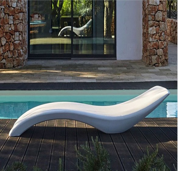 Sofá de piscina a medida, impermeable, de FRP y fibra de vidrio, cama de sol para exteriores, chaise longue al lado de la piscina infinita, silla de ocio para bronceado en resort, villa, hotel y spa