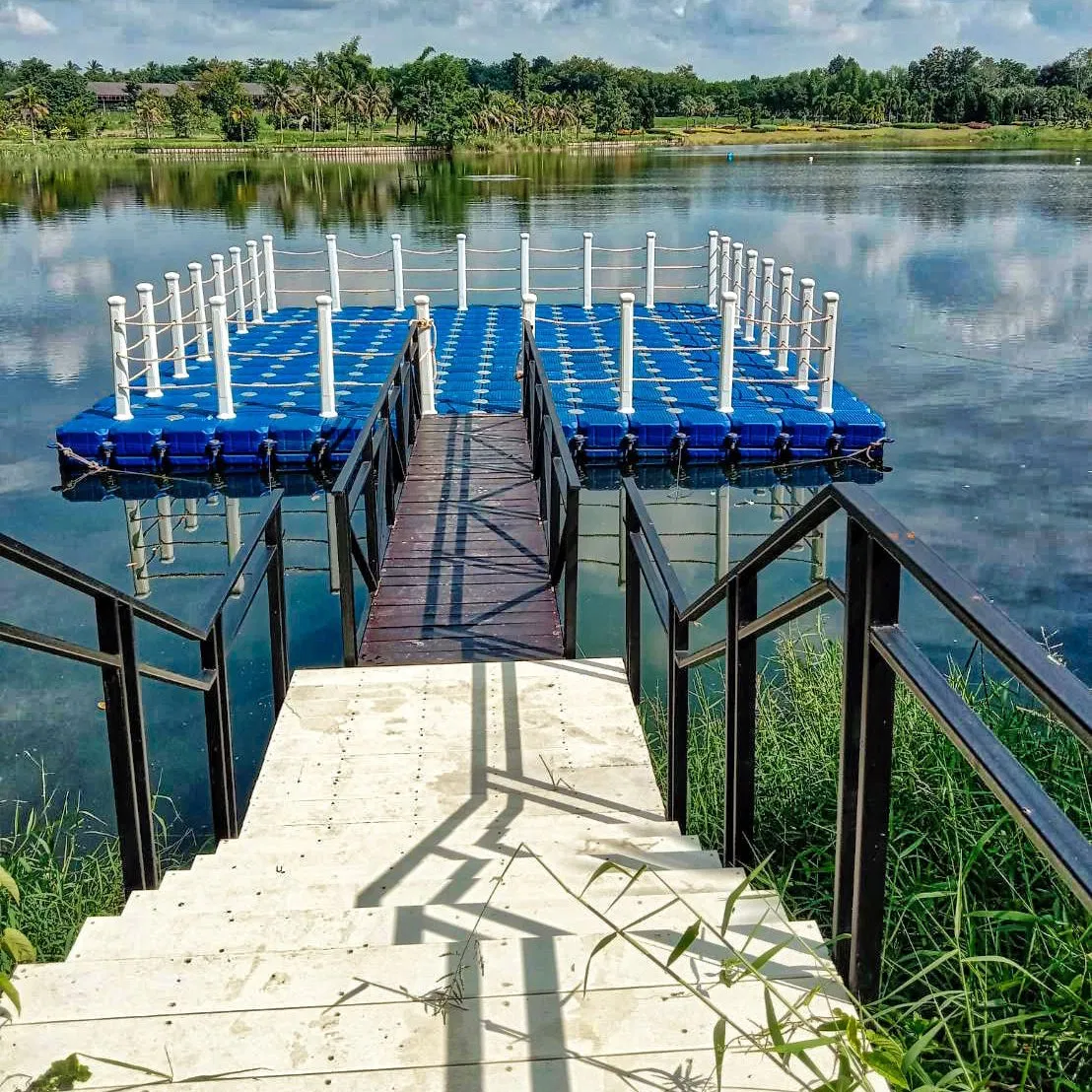 Unidades de pontones de plástico entrelazados para plataformas de pesca y resorts en la playa